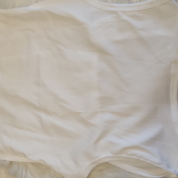 3 body suits - Picture 12 of 16